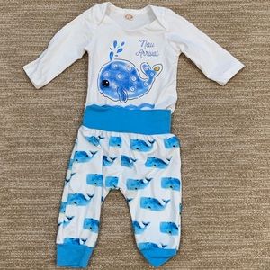 New Arrival matching onesie and pants set. Size 60